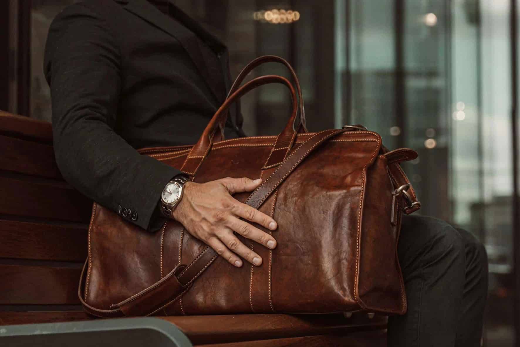 Benefits of Owning a Leather Duffle Bag